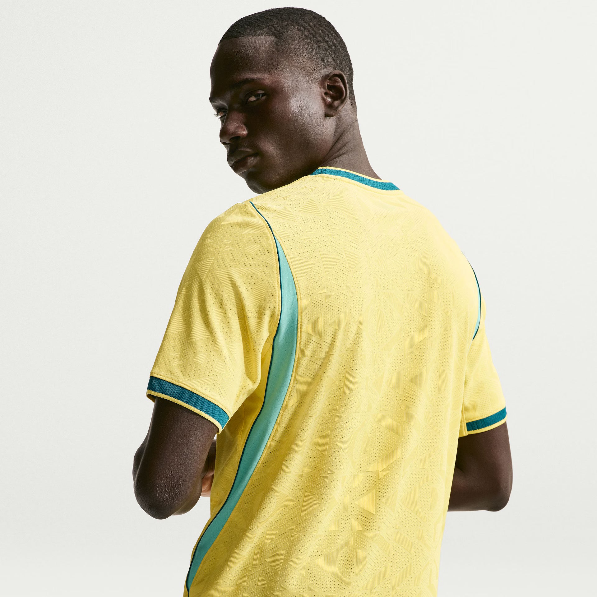 Camisola Principal Brasil - Mundial 2026 (Versão Jogador)