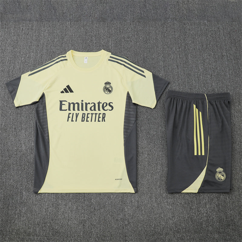 Kit Real Madrid 25/26 - Infantil