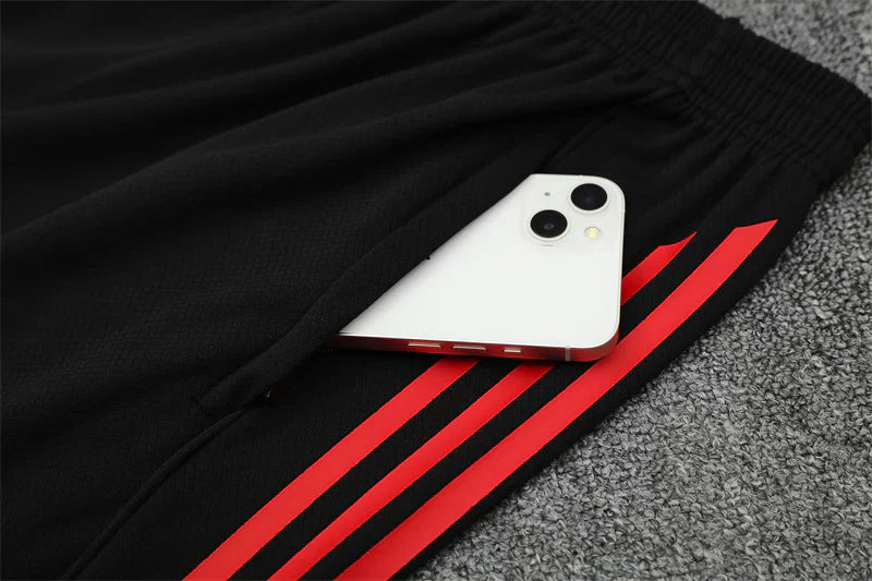 Kit Manchester United 25/26 - Infantil
