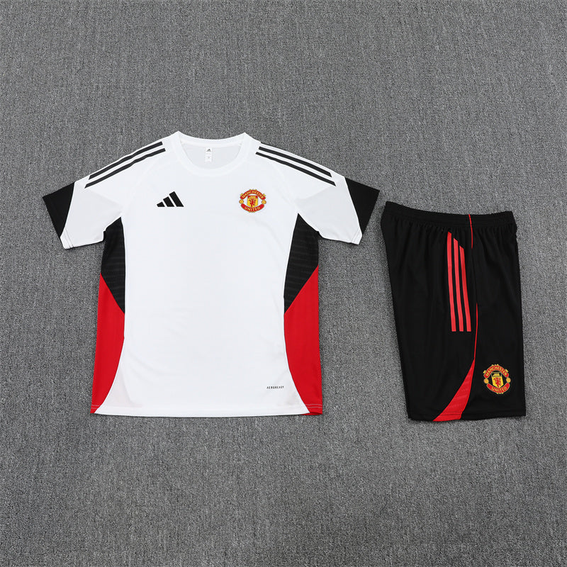 Kit Manchester United 25/26 - Infantil