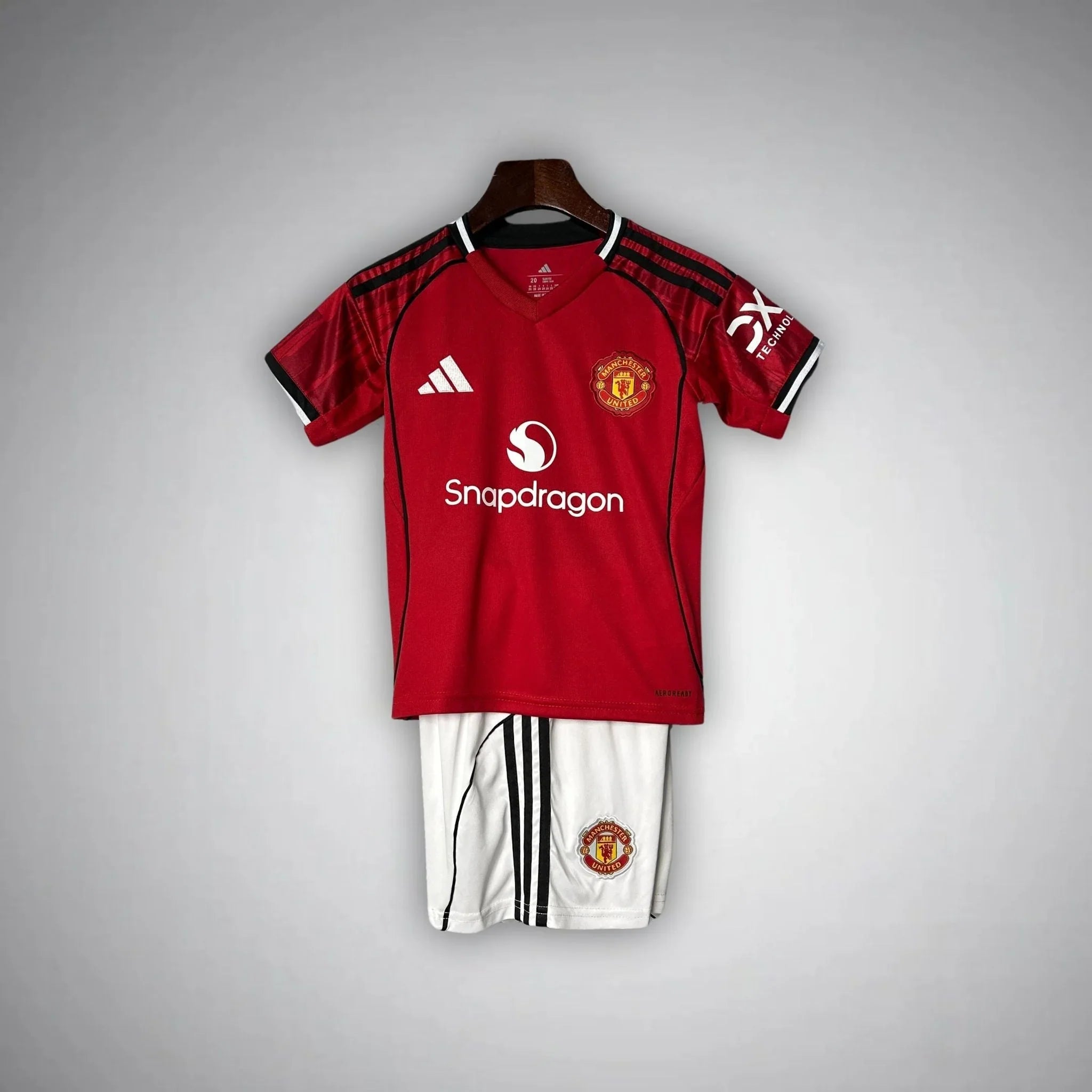 Kit Manchester United 25/26 (Principal) - Infantil
