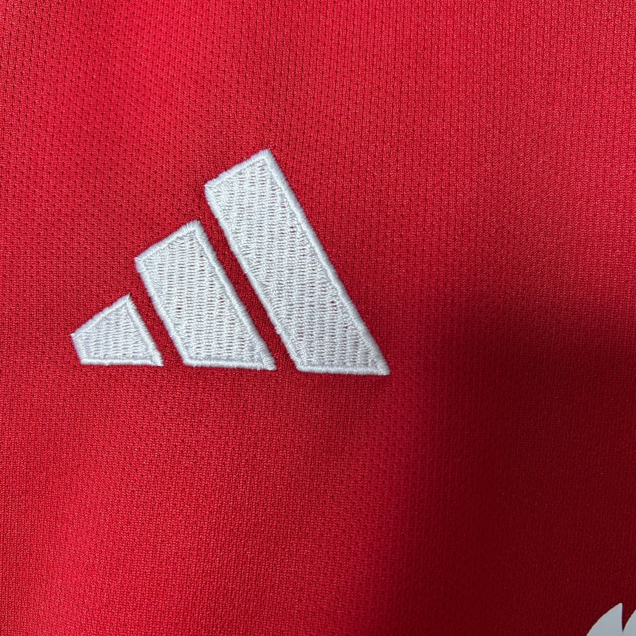 Kit Manchester United 25/26 (Principal) - Infantil