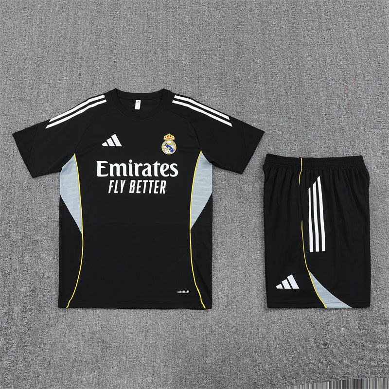 Kit Real Madrid 25/26 - Infantil