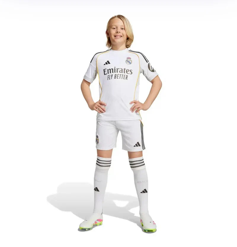 Kit Real Madrid 25/26 - Infantil