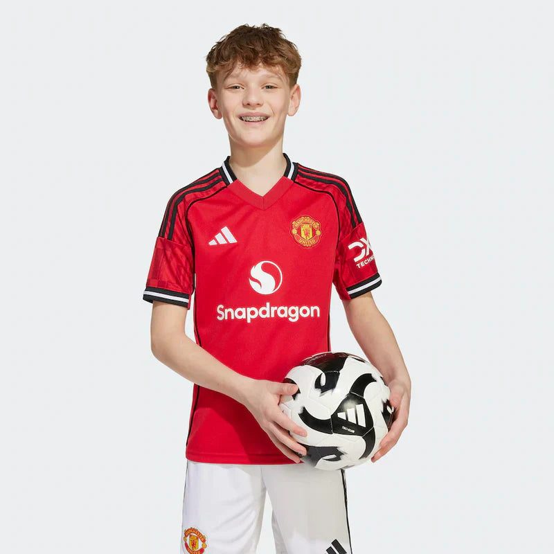Kit Manchester United 25/26 (Principal) - Infantil
