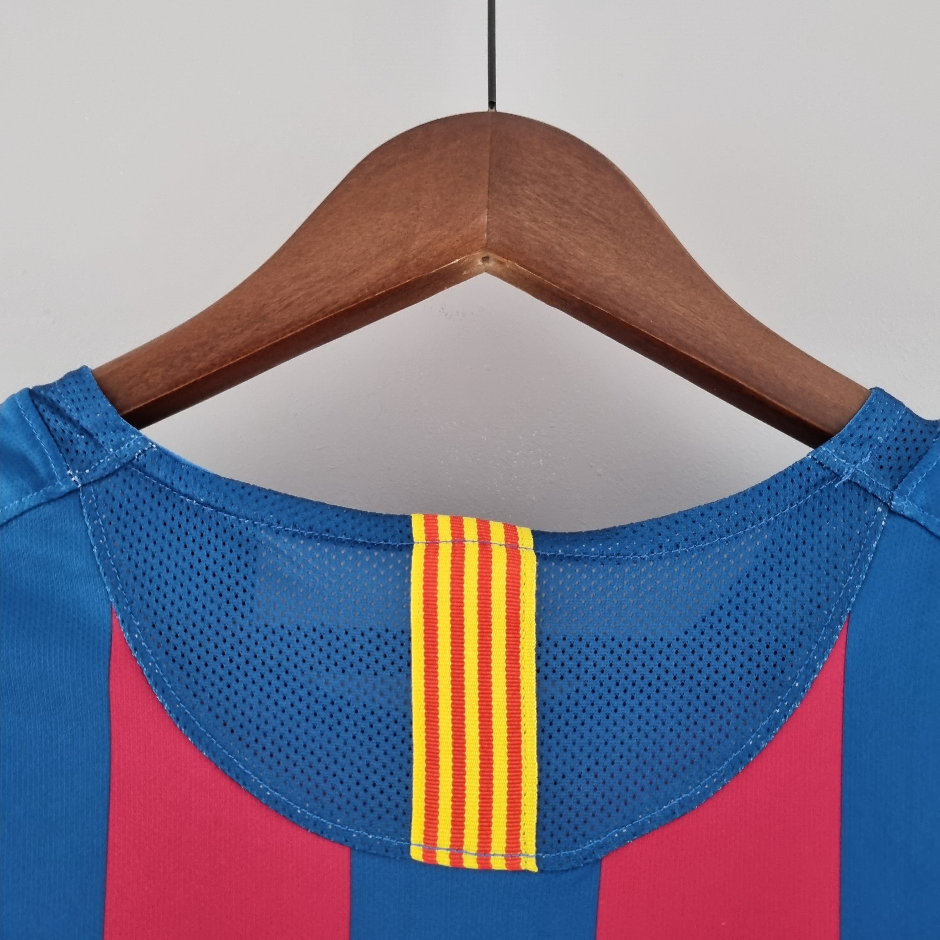 Camisola Retro Barcelona 2005-2006 - Manga comprida