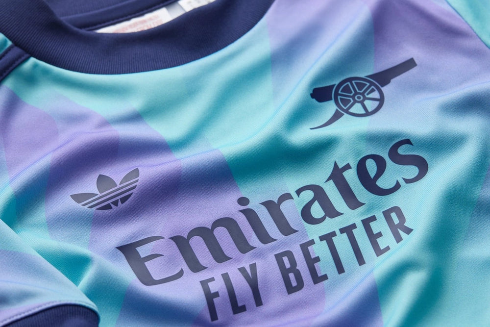 Kit Arsenal 24/25 (Terceira) - Infantil