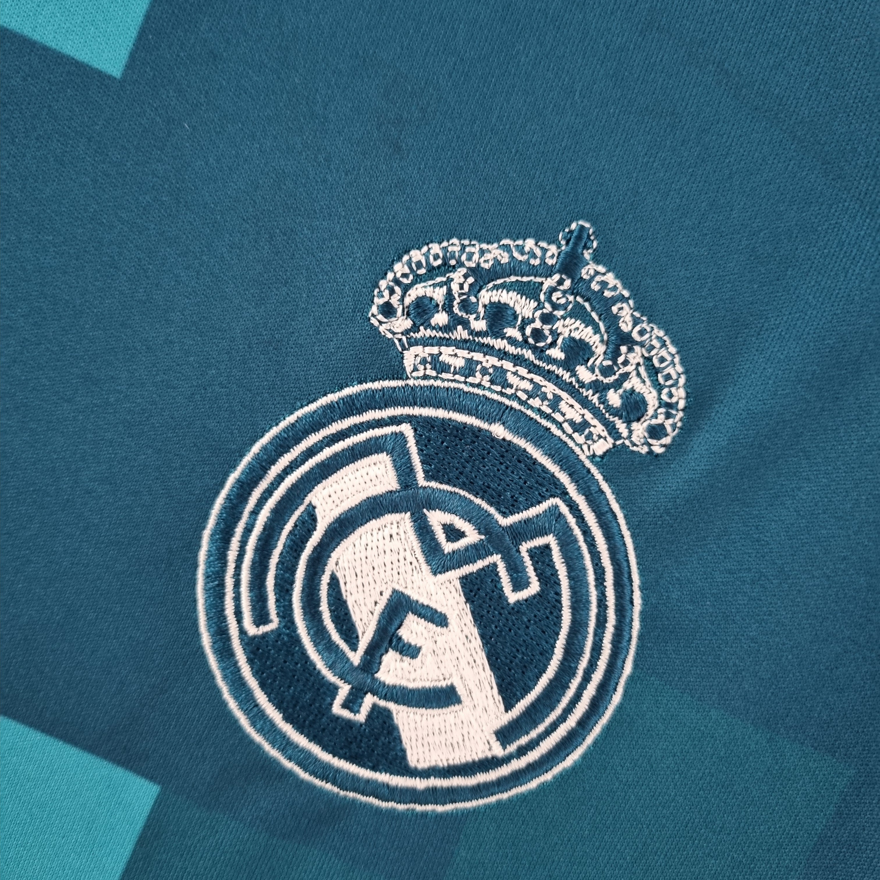 Camisola Retro Real Madrid 2017-2018 - Manga comprida