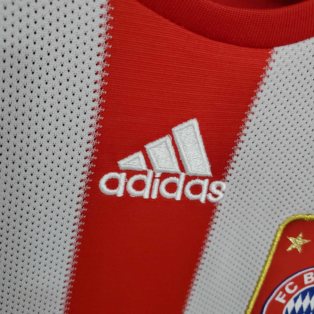 Camisola Retro Bayern Munique 2010-2011