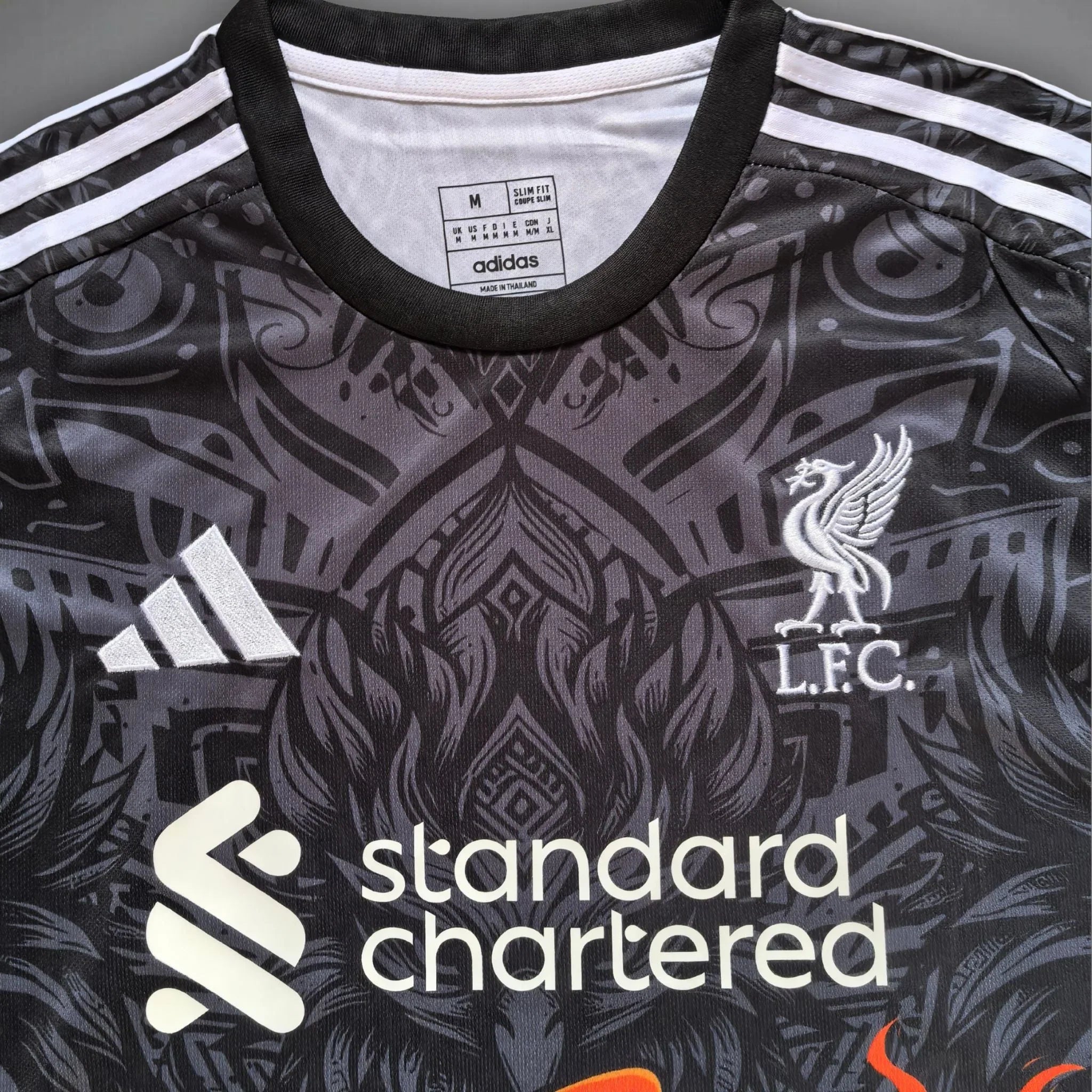 Camisola Liverpool "Phoenix" - Edição Especial