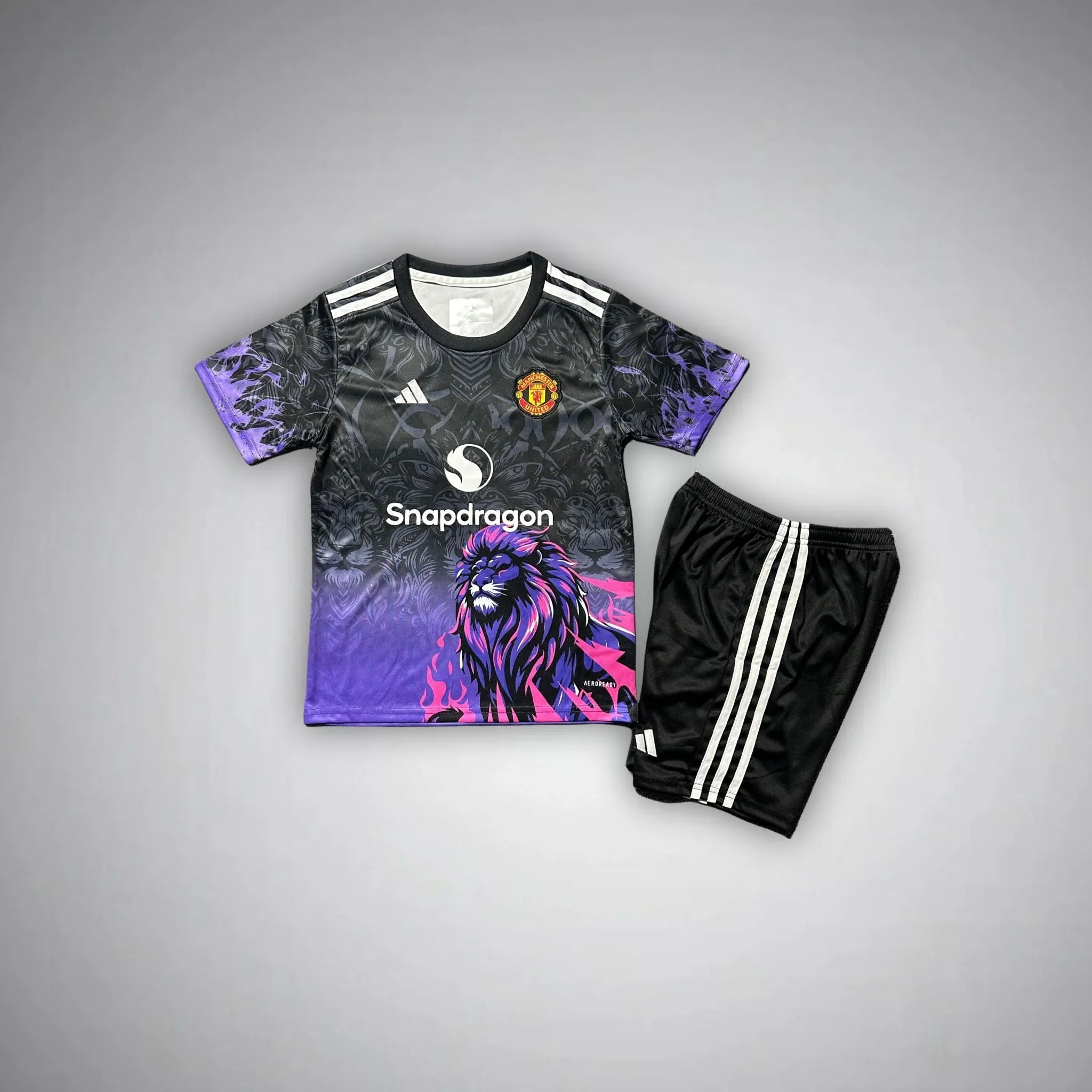 Kit Manchester United Lion 24/25 - Infantil