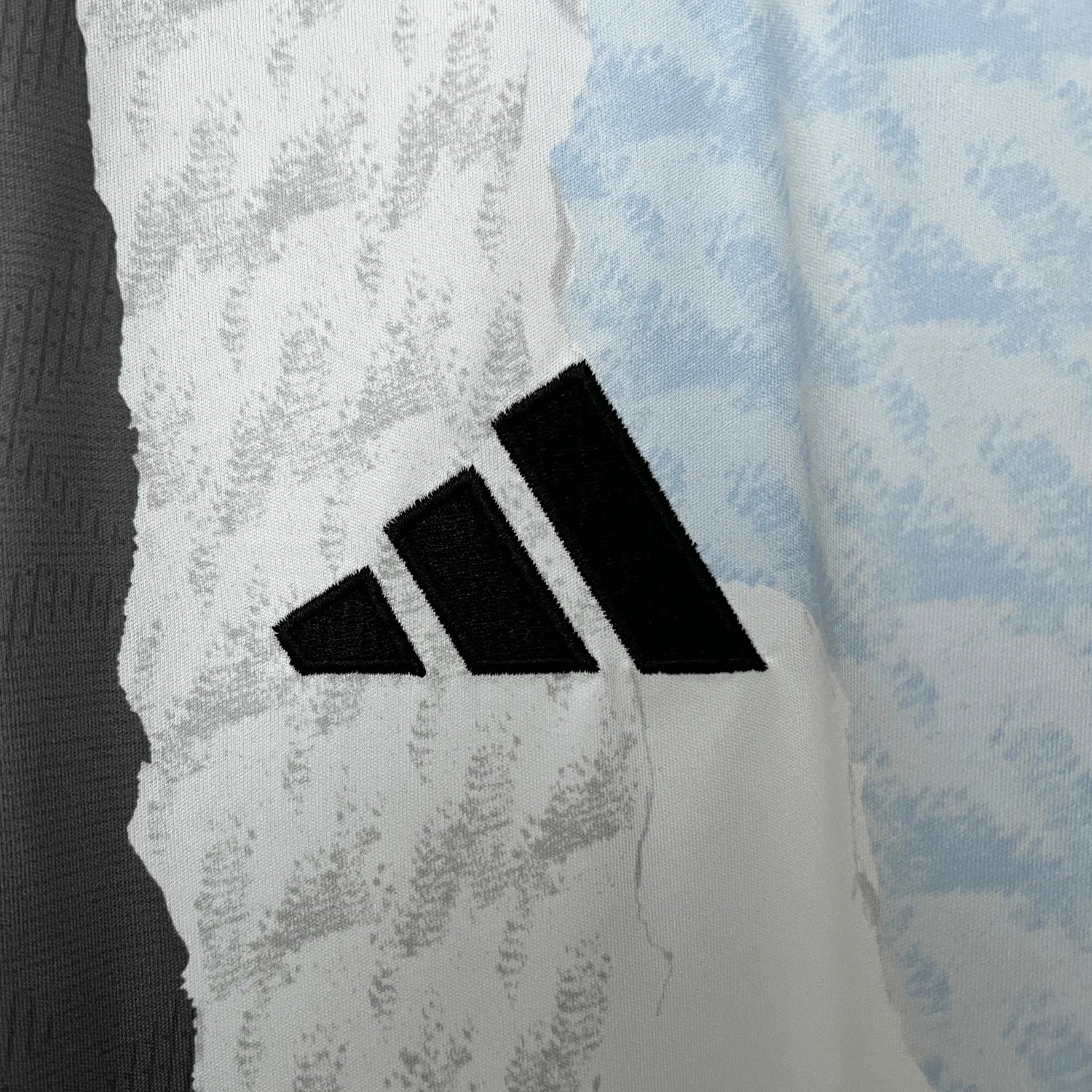 Camisola Real Madrid - Edição Especial