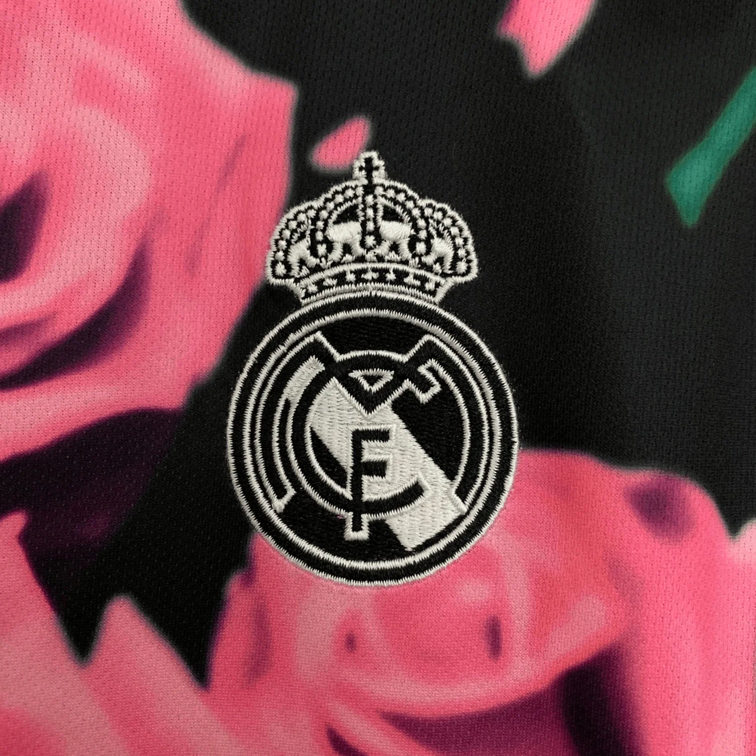 Camisola Real Madrid "Pink Kingsnake" - Edição Especial