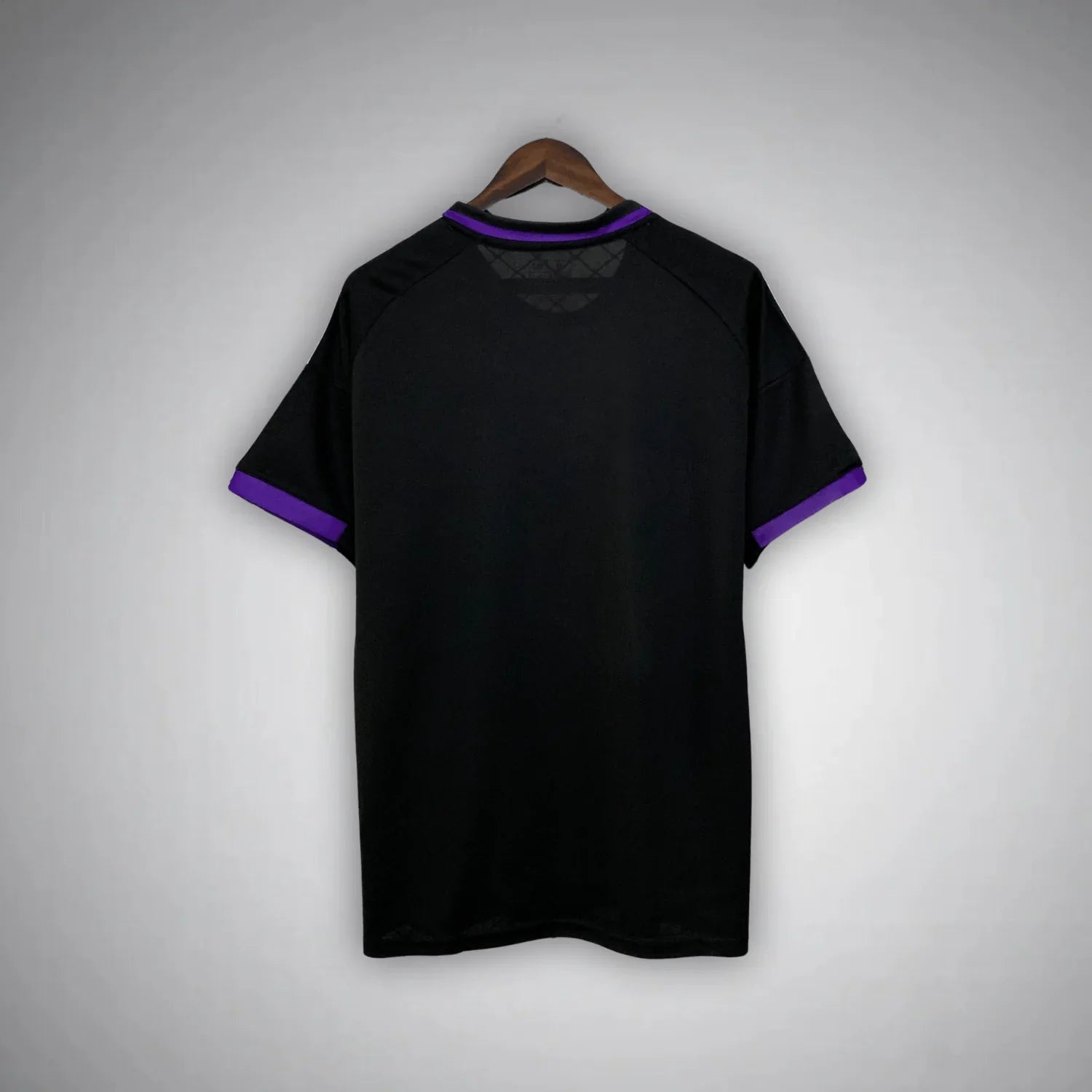 Camisola Real Madrid "Cobra" - Edição Especial
