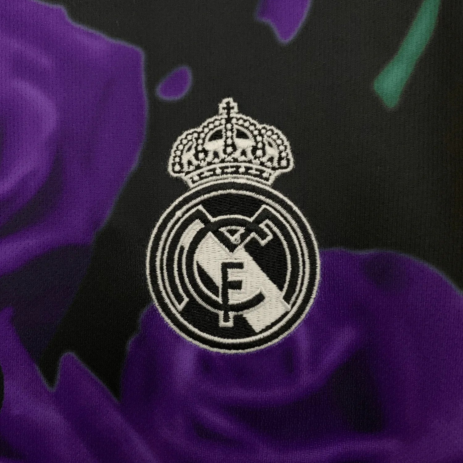 Camisola Real Madrid "Cobra" - Edição Especial