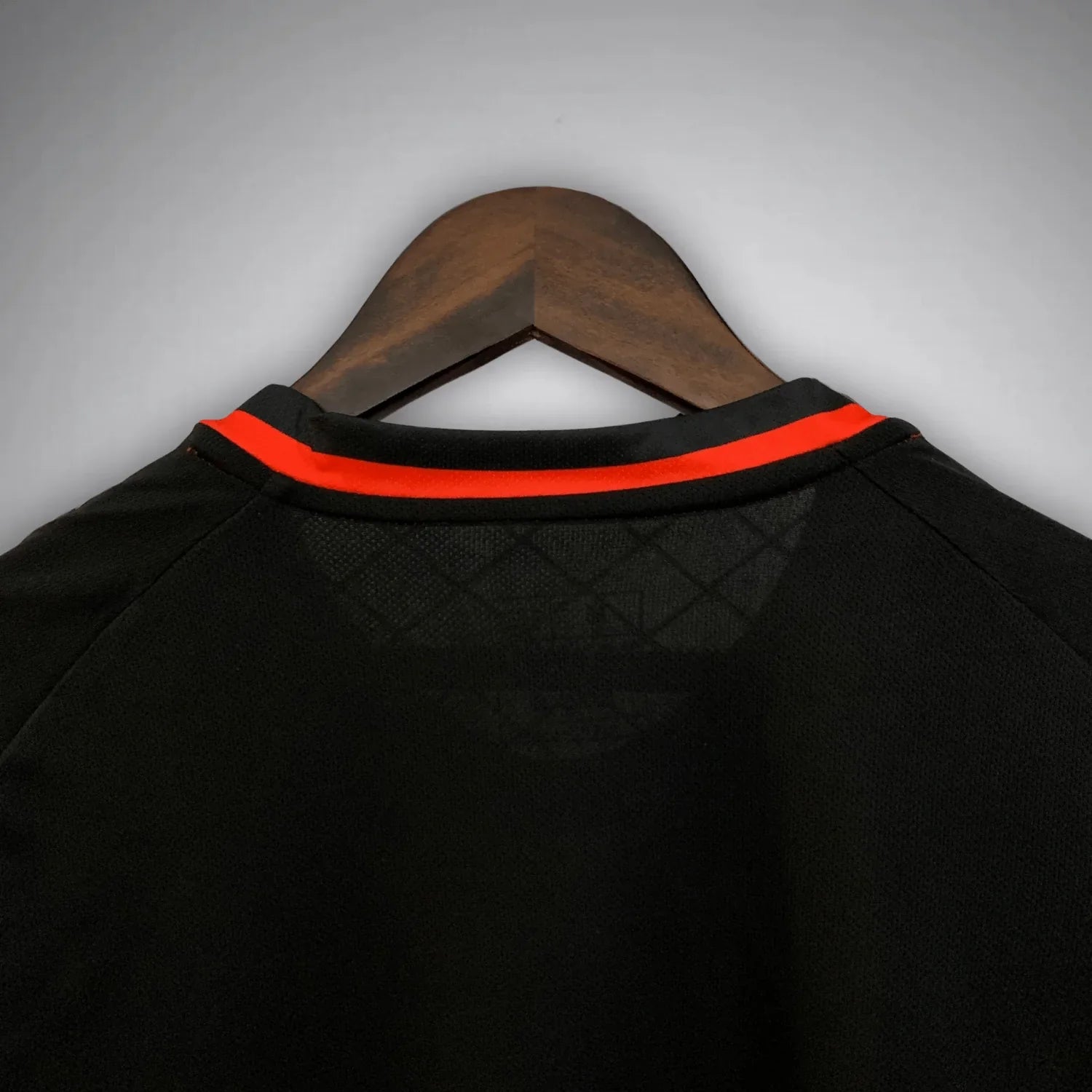 Camisola Real Madrid "Red Kingsnake" - Edição Especial